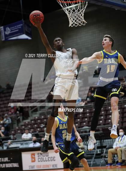 Thumbnail 1 in Parowan vs. Layton Christian Academy (UHSAA 2A Semifinal) photogallery.