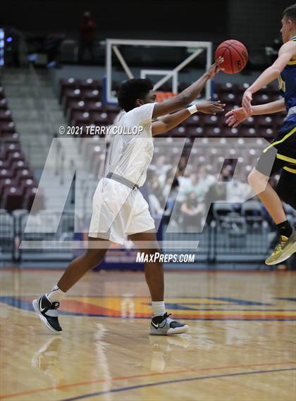 Thumbnail 3 in Parowan vs. Layton Christian Academy (UHSAA 2A Semifinal) photogallery.