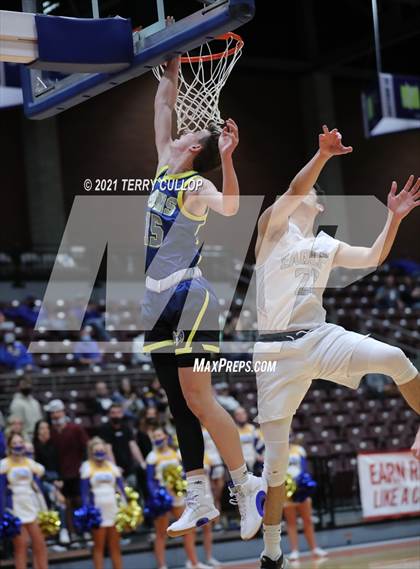 Thumbnail 3 in Parowan vs. Layton Christian Academy (UHSAA 2A Semifinal) photogallery.