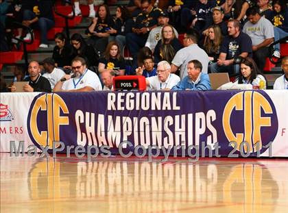 Thumbnail 2 in Santa Clara vs. St. Bernard (CIF SoCal D5 Regional Final) photogallery.