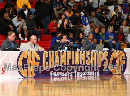 Thumbnail 2 in Santa Clara vs. St. Bernard (CIF SoCal D5 Regional Final) photogallery.