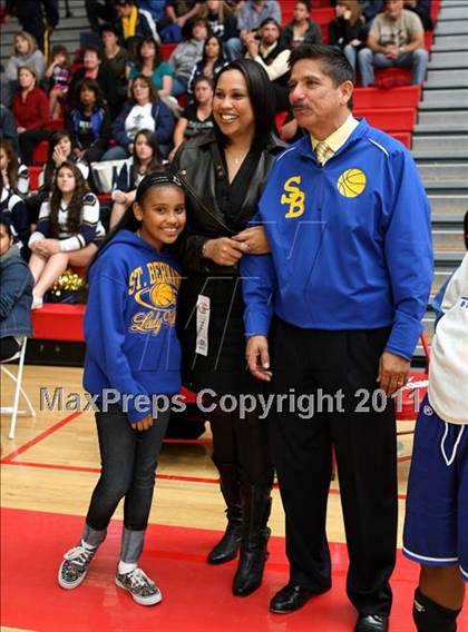 Thumbnail 2 in Santa Clara vs. St. Bernard (CIF SoCal D5 Regional Final) photogallery.