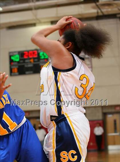 Thumbnail 3 in Santa Clara vs. St. Bernard (CIF SoCal D5 Regional Final) photogallery.