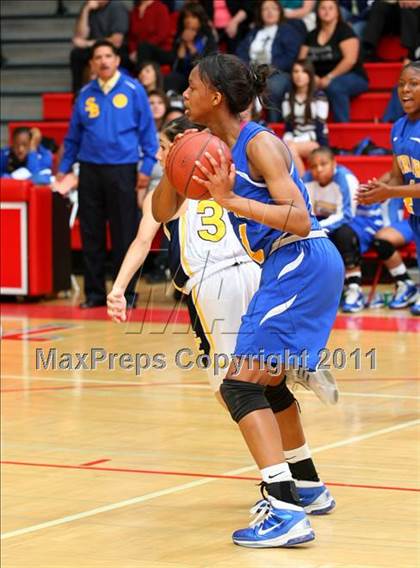 Thumbnail 3 in Santa Clara vs. St. Bernard (CIF SoCal D5 Regional Final) photogallery.