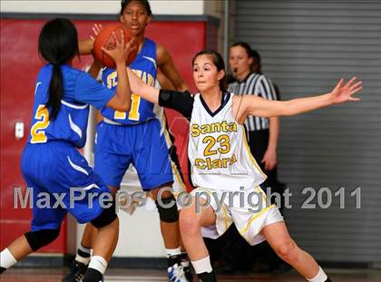 Thumbnail 1 in Santa Clara vs. St. Bernard (CIF SoCal D5 Regional Final) photogallery.