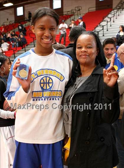 Thumbnail 1 in Santa Clara vs. St. Bernard (CIF SoCal D5 Regional Final) photogallery.