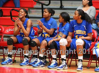 Thumbnail 1 in Santa Clara vs. St. Bernard (CIF SoCal D5 Regional Final) photogallery.