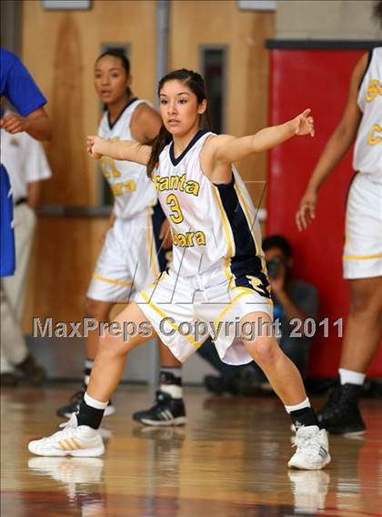 Thumbnail 3 in Santa Clara vs. St. Bernard (CIF SoCal D5 Regional Final) photogallery.