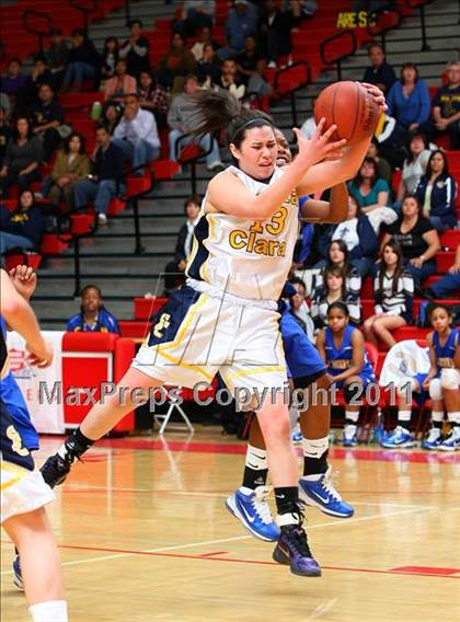 Thumbnail 3 in Santa Clara vs. St. Bernard (CIF SoCal D5 Regional Final) photogallery.
