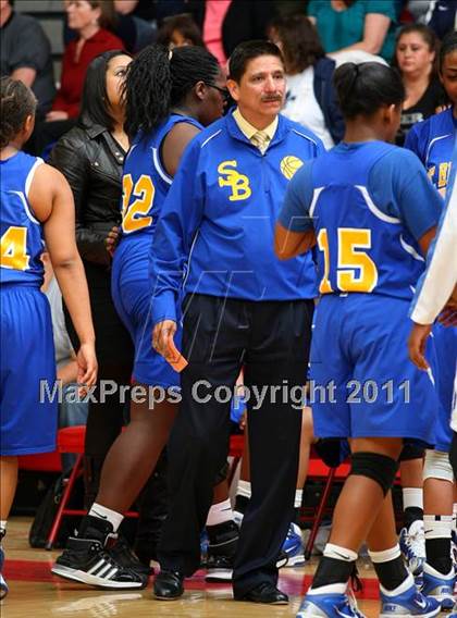 Thumbnail 3 in Santa Clara vs. St. Bernard (CIF SoCal D5 Regional Final) photogallery.