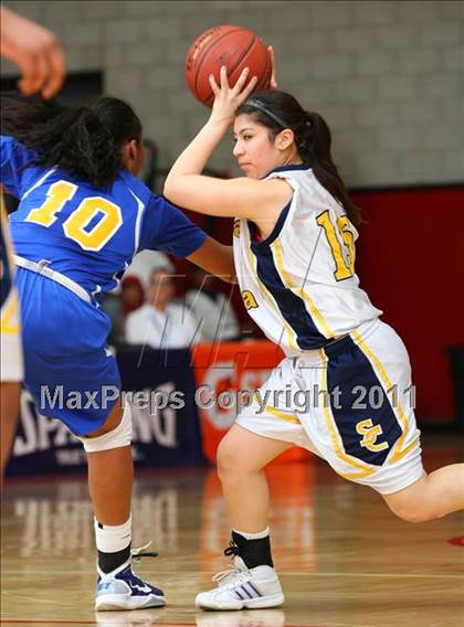 Thumbnail 1 in Santa Clara vs. St. Bernard (CIF SoCal D5 Regional Final) photogallery.