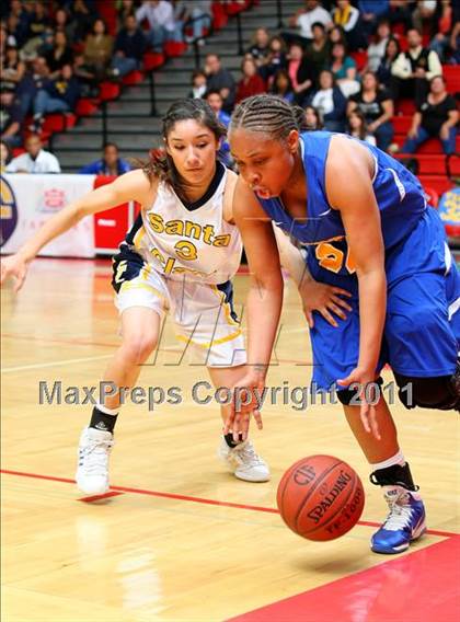 Thumbnail 2 in Santa Clara vs. St. Bernard (CIF SoCal D5 Regional Final) photogallery.