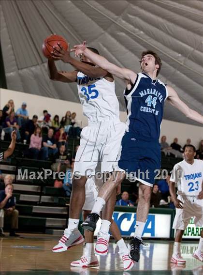 Thumbnail 2 in Maranatha Christian vs. Lutheran (CIF SoCal D5 Playoffs) photogallery.