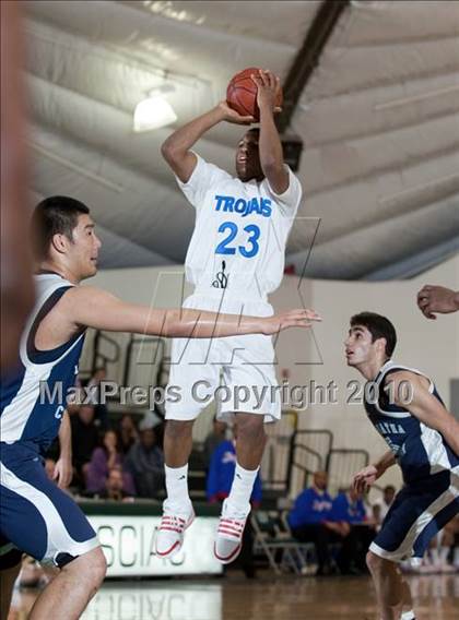 Thumbnail 1 in Maranatha Christian vs. Lutheran (CIF SoCal D5 Playoffs) photogallery.