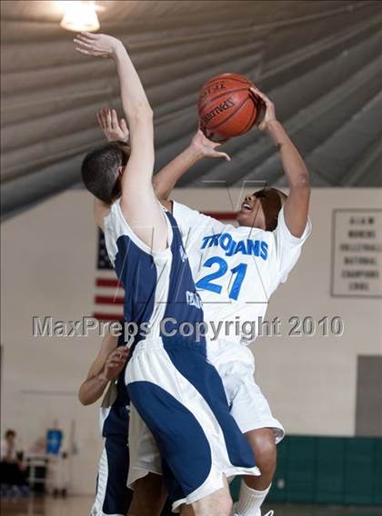 Thumbnail 3 in Maranatha Christian vs. Lutheran (CIF SoCal D5 Playoffs) photogallery.