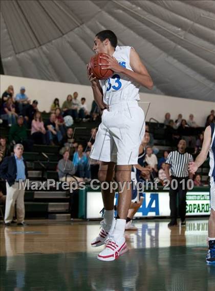 Thumbnail 2 in Maranatha Christian vs. Lutheran (CIF SoCal D5 Playoffs) photogallery.
