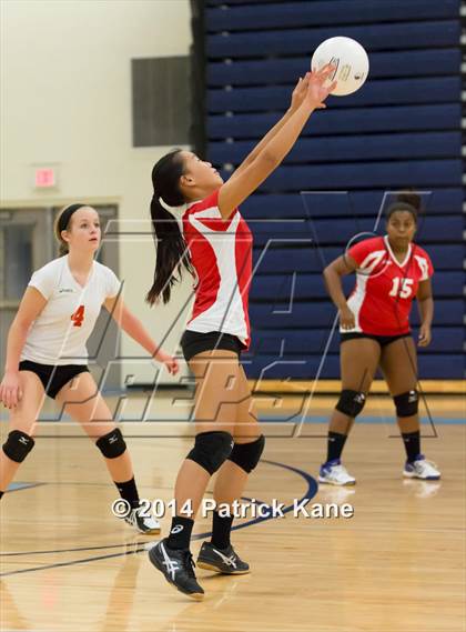 Thumbnail 1 in Herndon @ Yorktown photogallery.