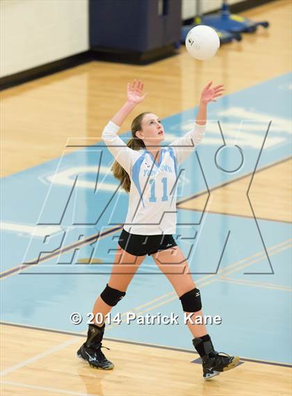Thumbnail 1 in Herndon @ Yorktown photogallery.