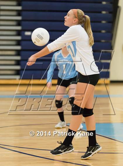 Thumbnail 1 in Herndon @ Yorktown photogallery.