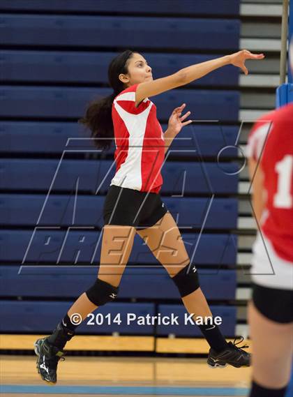 Thumbnail 1 in Herndon @ Yorktown photogallery.