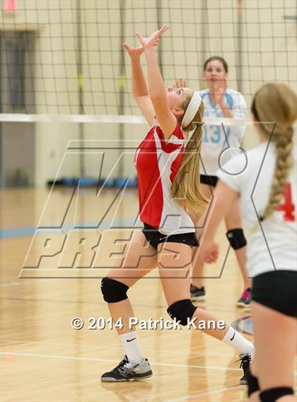 Thumbnail 1 in Herndon @ Yorktown photogallery.