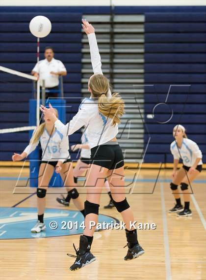 Thumbnail 1 in Herndon @ Yorktown photogallery.
