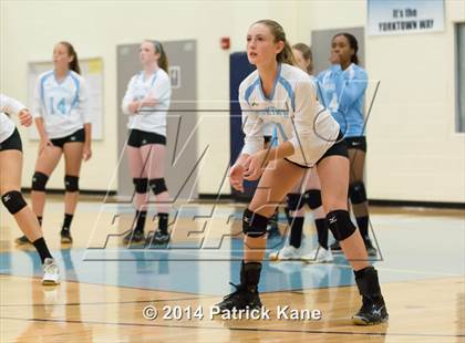 Thumbnail 2 in Herndon @ Yorktown photogallery.