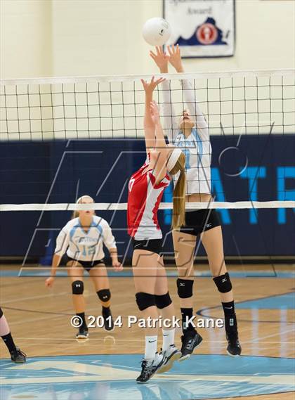 Thumbnail 1 in Herndon @ Yorktown photogallery.