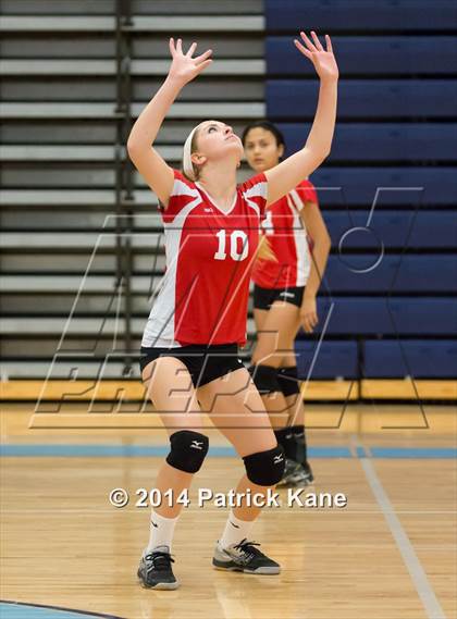 Thumbnail 1 in Herndon @ Yorktown photogallery.
