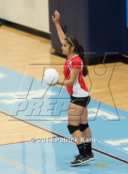 Thumbnail 1 in Herndon @ Yorktown photogallery.