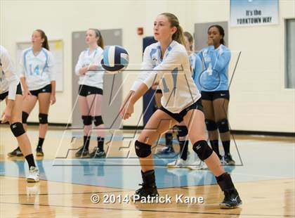 Thumbnail 3 in Herndon @ Yorktown photogallery.