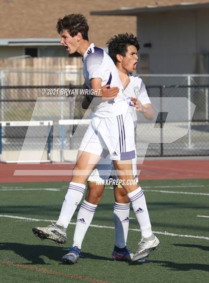 Thumbnail 2 in St. Augustine @ Valencia (CIF Southern Regional D2 Semifinal) photogallery.