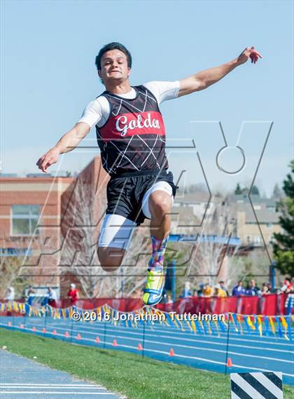 Thumbnail 3 in 2016 Mullen Runners Roost Invitational photogallery.