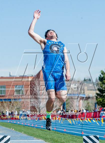 Thumbnail 3 in 2016 Mullen Runners Roost Invitational photogallery.