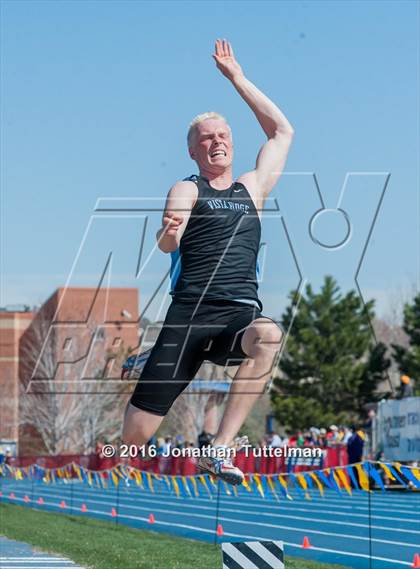 Thumbnail 1 in 2016 Mullen Runners Roost Invitational photogallery.