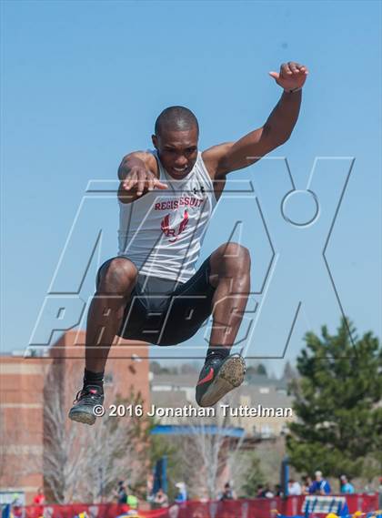 Thumbnail 3 in 2016 Mullen Runners Roost Invitational photogallery.