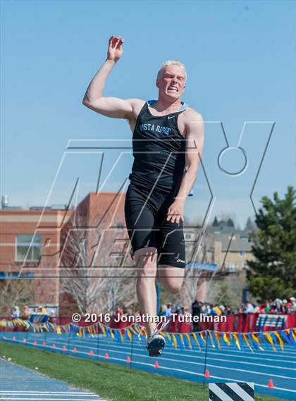 Thumbnail 2 in 2016 Mullen Runners Roost Invitational photogallery.