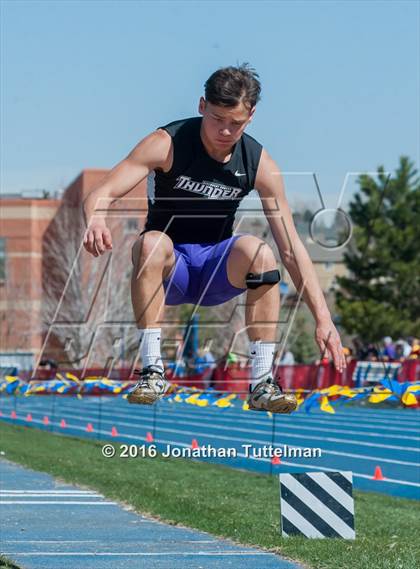 Thumbnail 2 in 2016 Mullen Runners Roost Invitational photogallery.