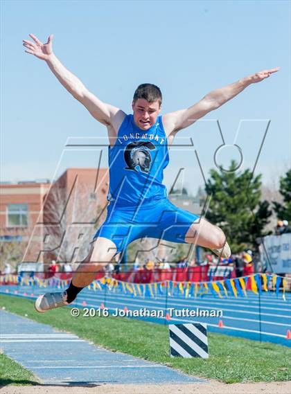 Thumbnail 2 in 2016 Mullen Runners Roost Invitational photogallery.