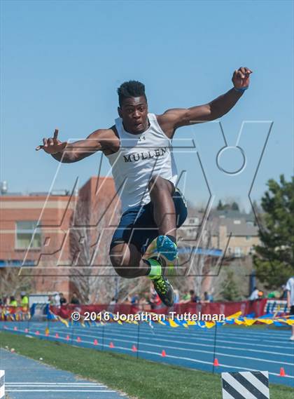 Thumbnail 1 in 2016 Mullen Runners Roost Invitational photogallery.