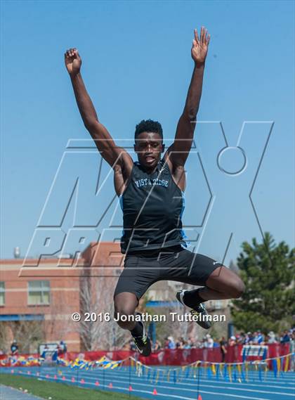 Thumbnail 3 in 2016 Mullen Runners Roost Invitational photogallery.