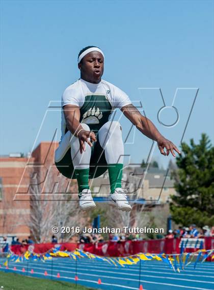 Thumbnail 2 in 2016 Mullen Runners Roost Invitational photogallery.