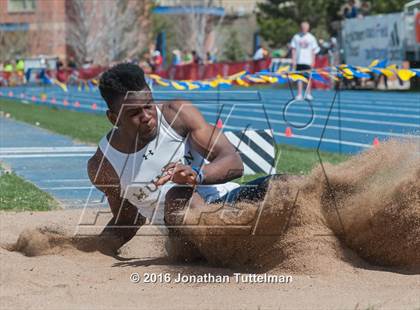 Thumbnail 3 in 2016 Mullen Runners Roost Invitational photogallery.