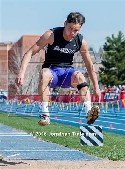Thumbnail 2 in 2016 Mullen Runners Roost Invitational photogallery.