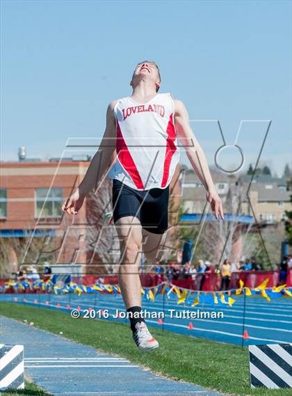 Thumbnail 1 in 2016 Mullen Runners Roost Invitational photogallery.