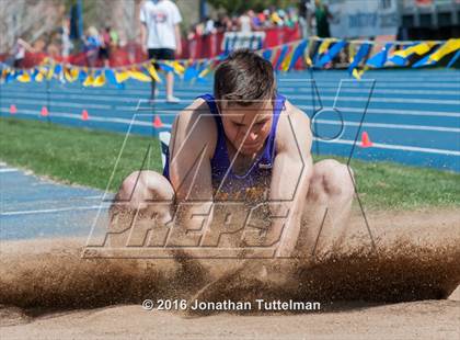 Thumbnail 2 in 2016 Mullen Runners Roost Invitational photogallery.