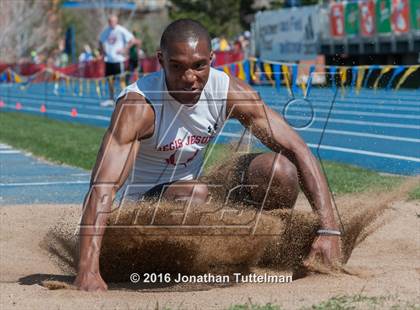 Thumbnail 3 in 2016 Mullen Runners Roost Invitational photogallery.