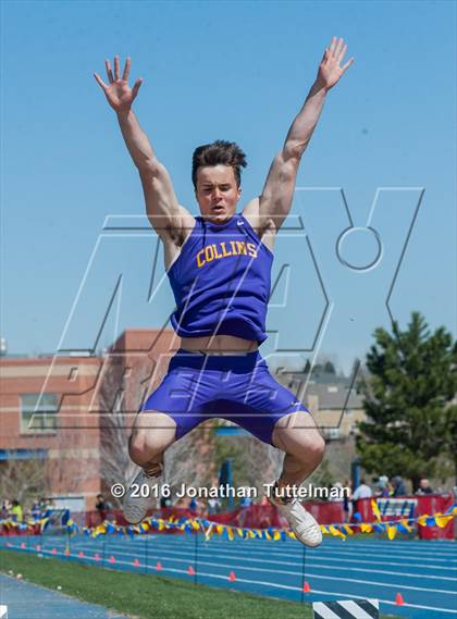 Thumbnail 1 in 2016 Mullen Runners Roost Invitational photogallery.