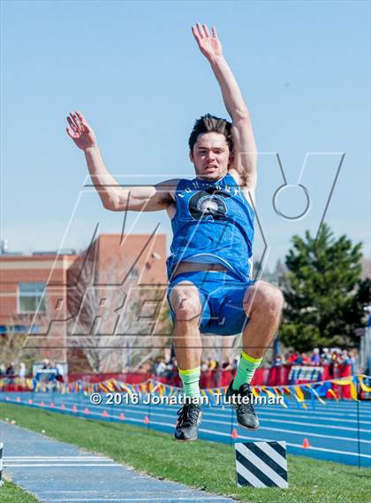 Thumbnail 2 in 2016 Mullen Runners Roost Invitational photogallery.