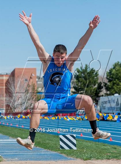 Thumbnail 1 in 2016 Mullen Runners Roost Invitational photogallery.